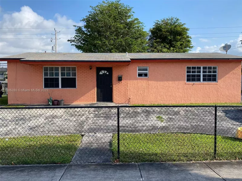 2541 NW 206th St, Miami Gardens, FL 33056