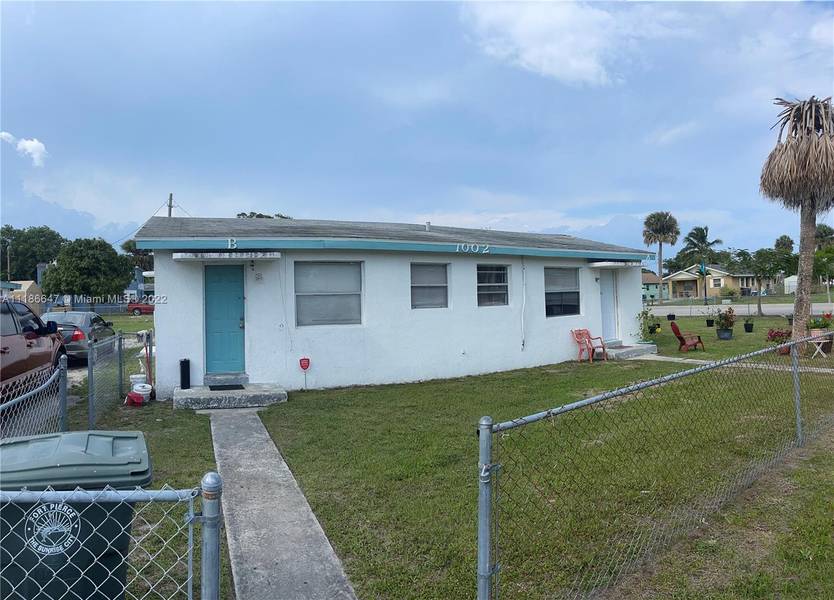 1002 Avenue B, Fort Pierce, FL 34950