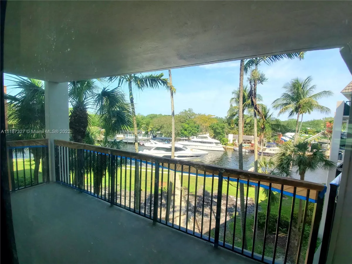 Fort Lauderdale, FL 33315,1350 River Reach Dr #406