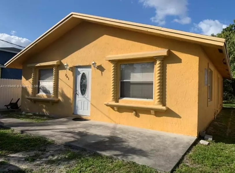 261 NE 34th St, Oakland Park, FL 33334