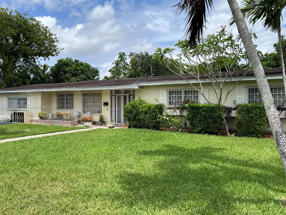 Miami, FL 33156,8275 SW 93rd St