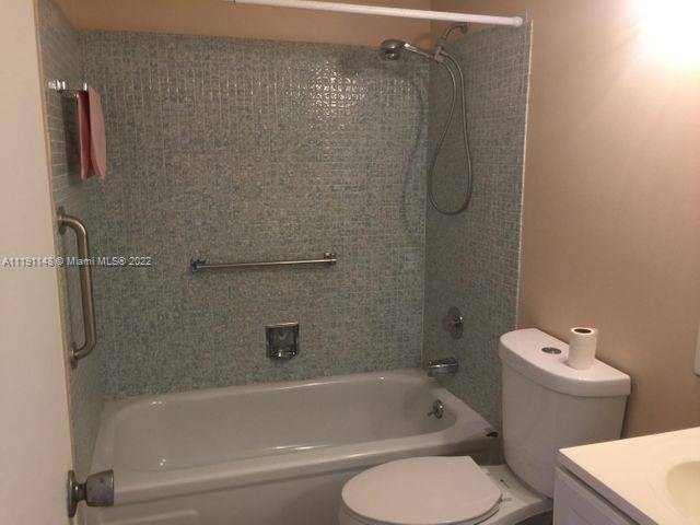West Palm Beach, FL 33417,287 Northampton #O