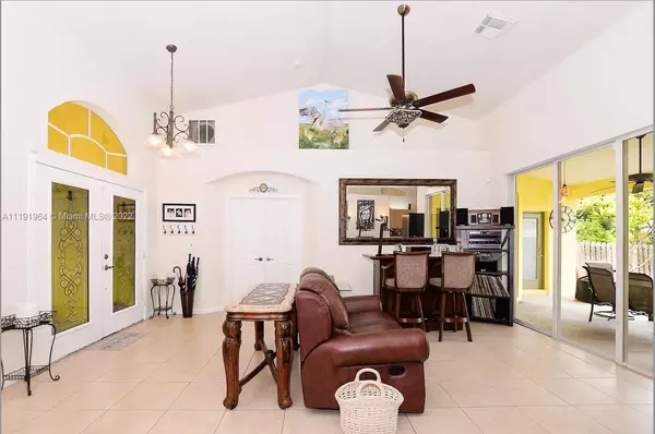 Fort Pierce, FL 34982,5908 Hickory Dr