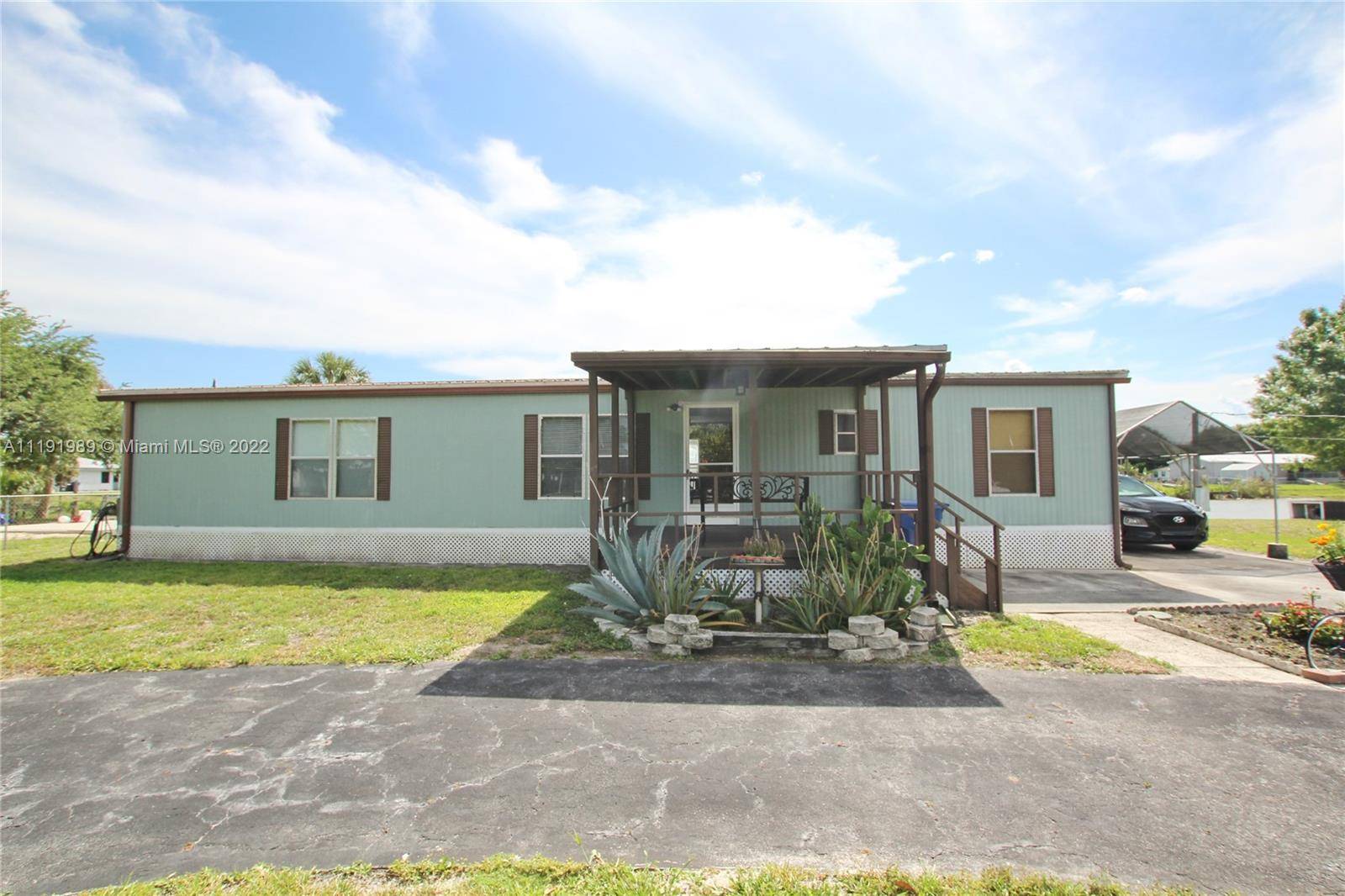 Bulkhead Ridge, FL 34974,1272 Chobee Loop