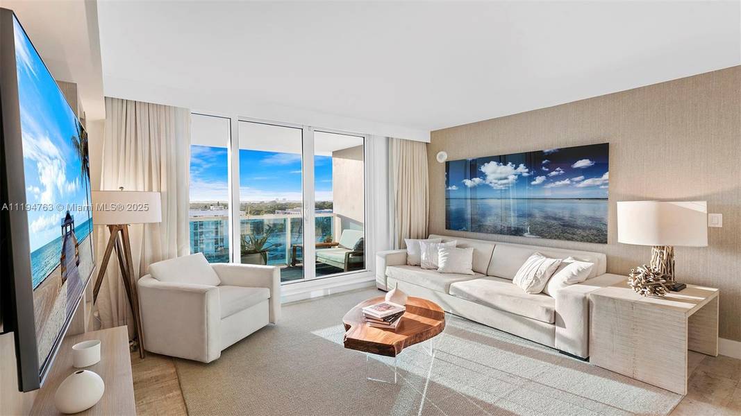 Miami Beach, FL 33139