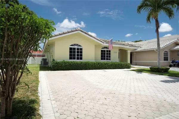 Miami, FL 33165,2105 SW 103rd Pl