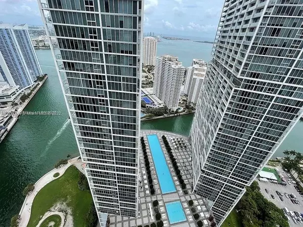 Miami, FL 33131,485 Brickell Ave #2705