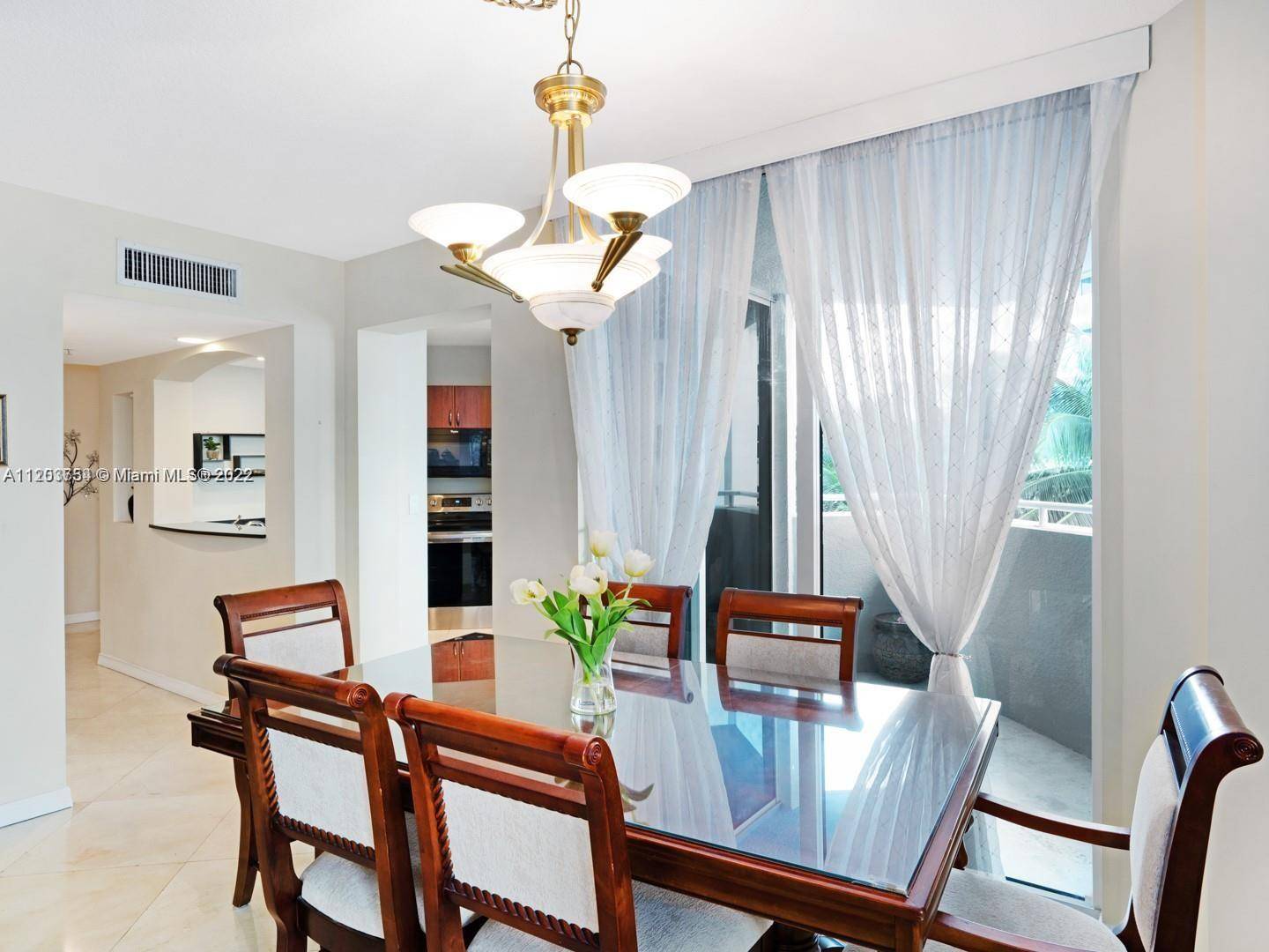 Surfside, FL 33154,9201 Collins Ave #322
