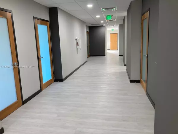 Miami, FL 33144,7455 W Flagler St