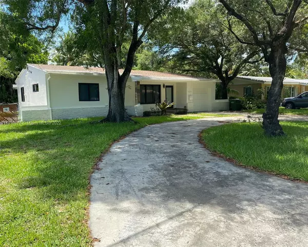 North Miami, FL 33161,13236 NE 4th Ave