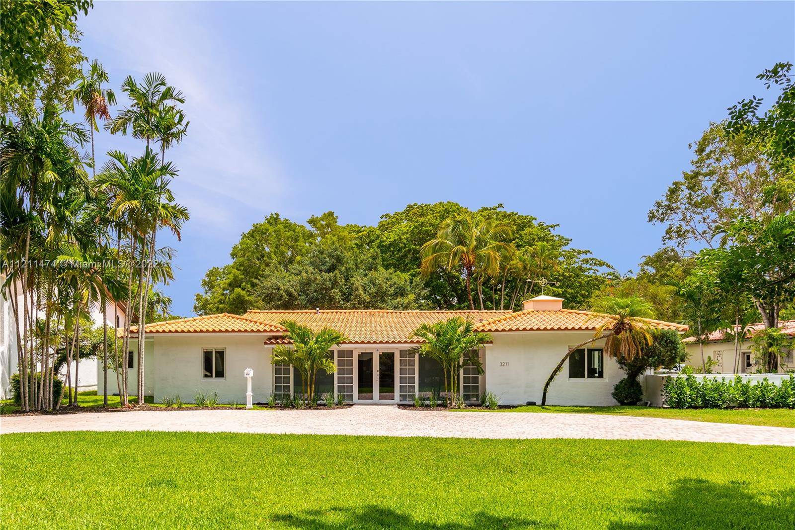 3211 Riviera Dr, Coral Gables, FL 33134