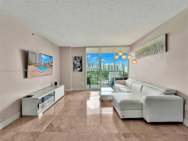 17555 Atlantic Blvd #806, Sunny Isles Beach, FL 33160