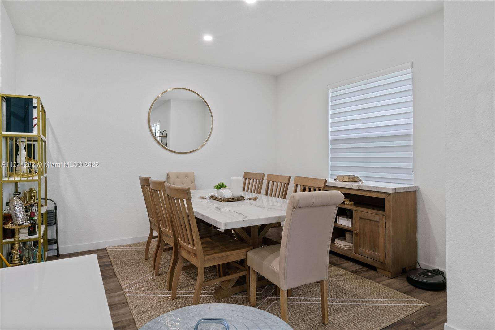 Kendall, FL 33196,15650 SW 136th St #105