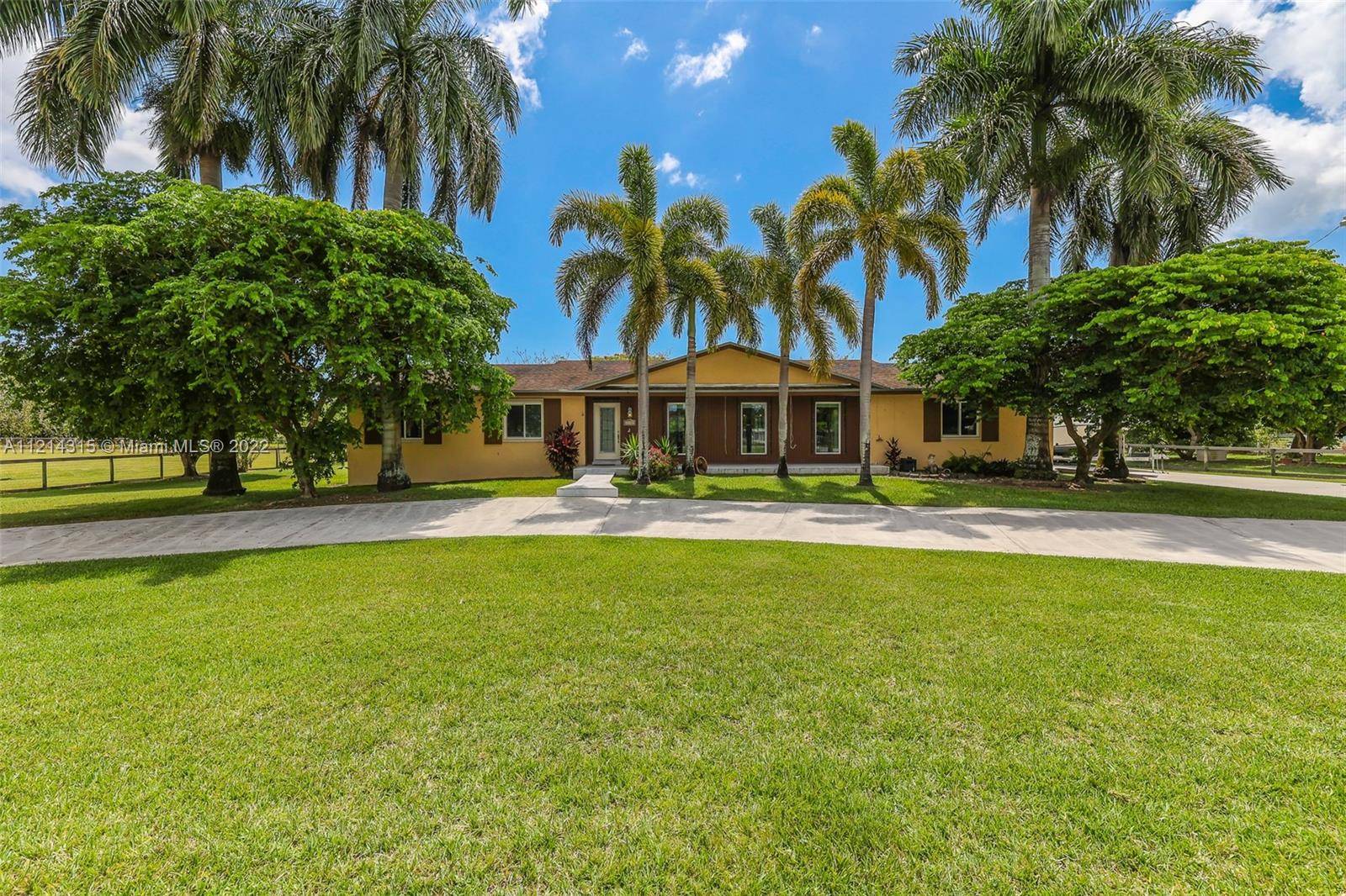 24401 SW 123rd Ave, Miami, FL 33032