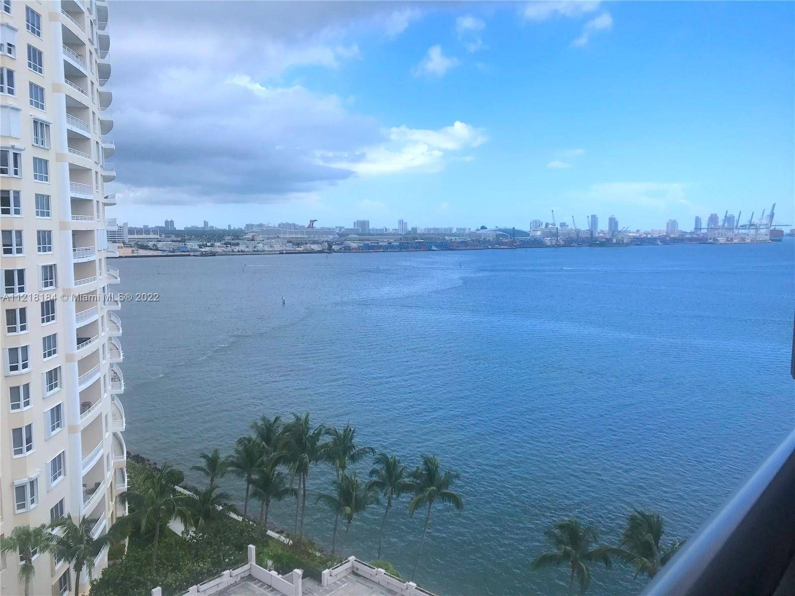 540 Brickell Key Dr #1424, Miami, FL 33131