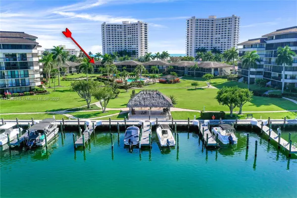 Marco Island, FL 34145,633 SEAVIEW CT #M-4