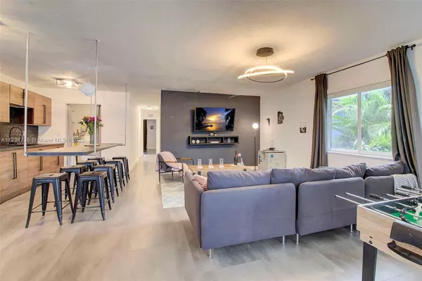 Fort Lauderdale, FL 33315,917-923 Orange Isle