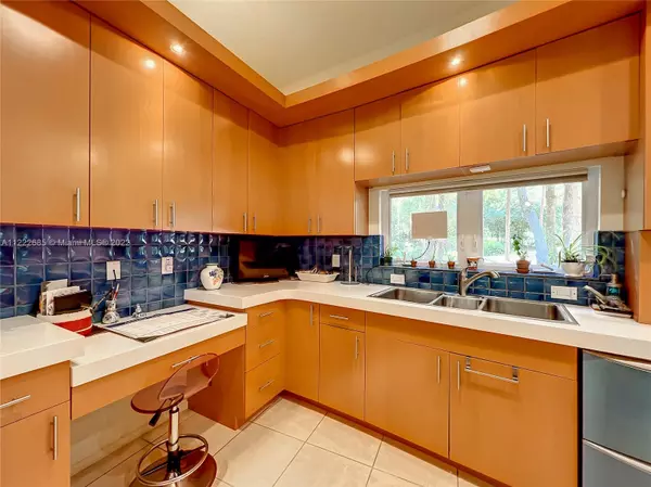 Deland, FL 32724,Address not disclosed