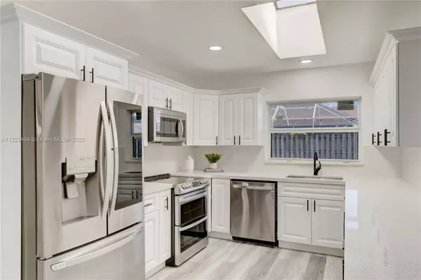 Lauderhill, FL 33319,7401 NW 37th Ct