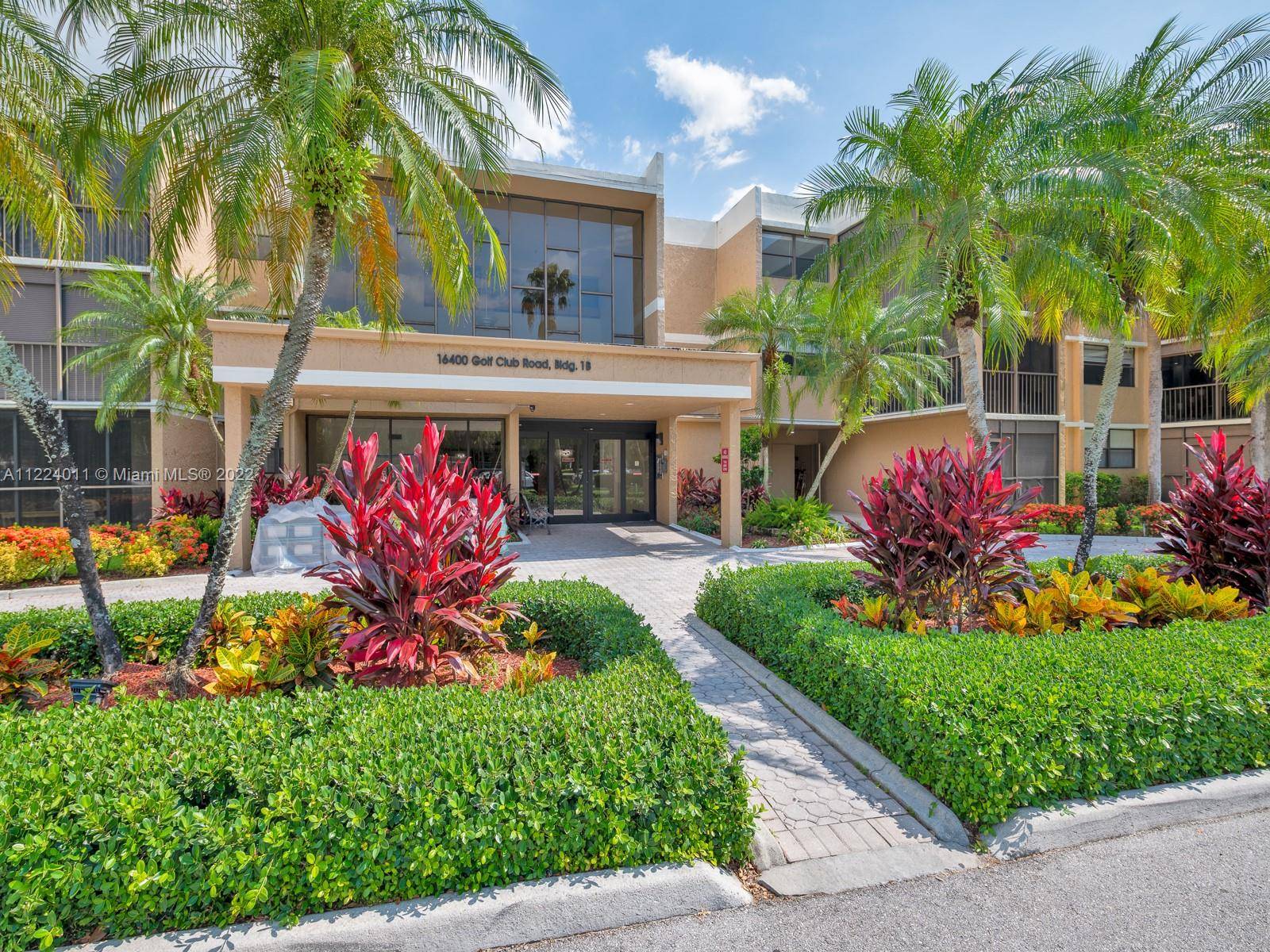 Weston, FL 33326,16400 Golf Club Rd #308