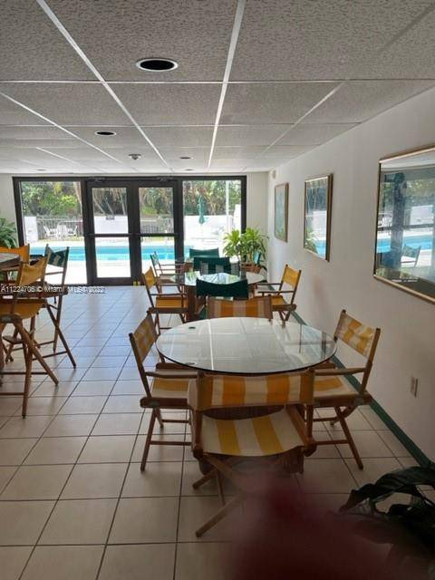 Key Biscayne, FL 33149,255 Galen Dr #2I