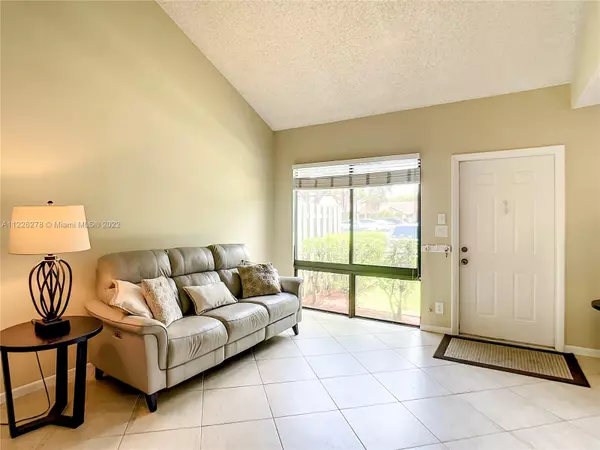 Sunrise, FL 33351,11062 NW 38th St