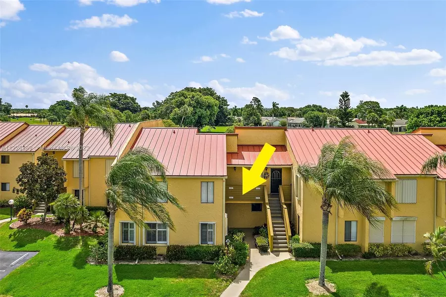 5335 SE Miles Grant Rd #107, Stuart, FL 34997