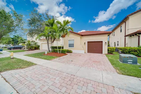 Homestead, FL 33033,965 NE 37th Pl