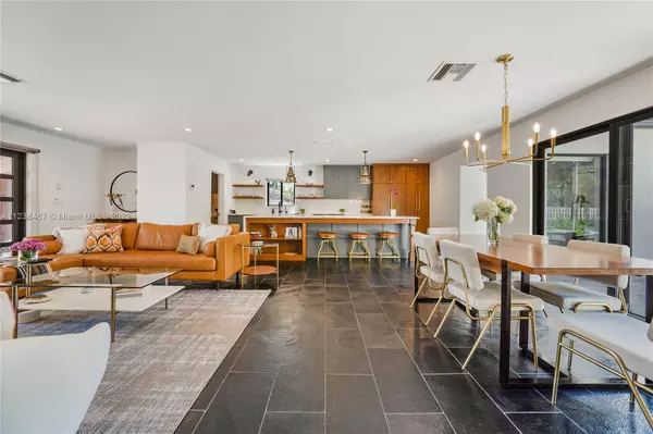 Oakland Park, FL 33334,1727 NE 36th St