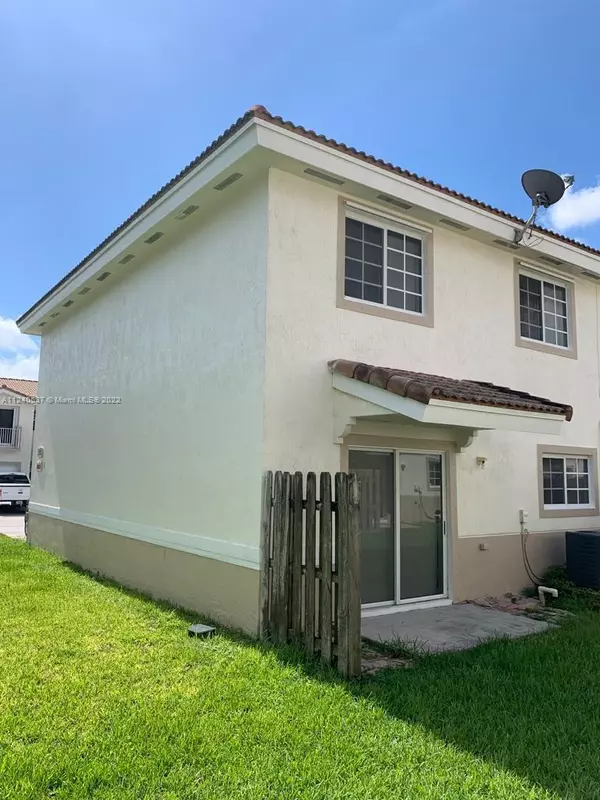 Homestead, FL 33032,13962 SW 260th St #101