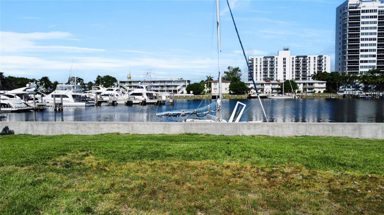 North Bay Village, FL 33141,7922 East Dr