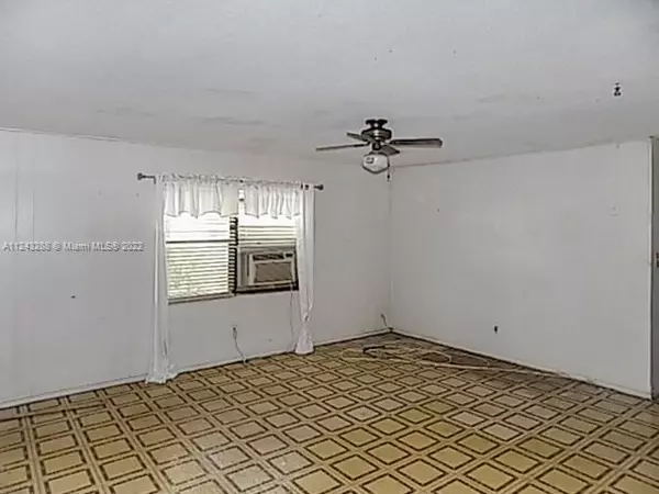 Fort Pierce, FL 34947,3111 Avenue M