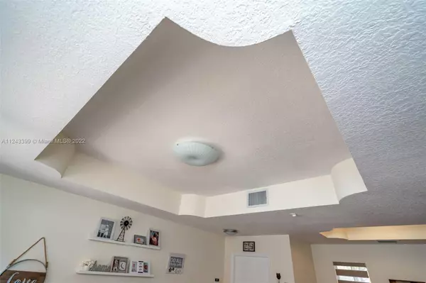 Miami Lakes, FL 33016,8401 NW 139th Ter #3209