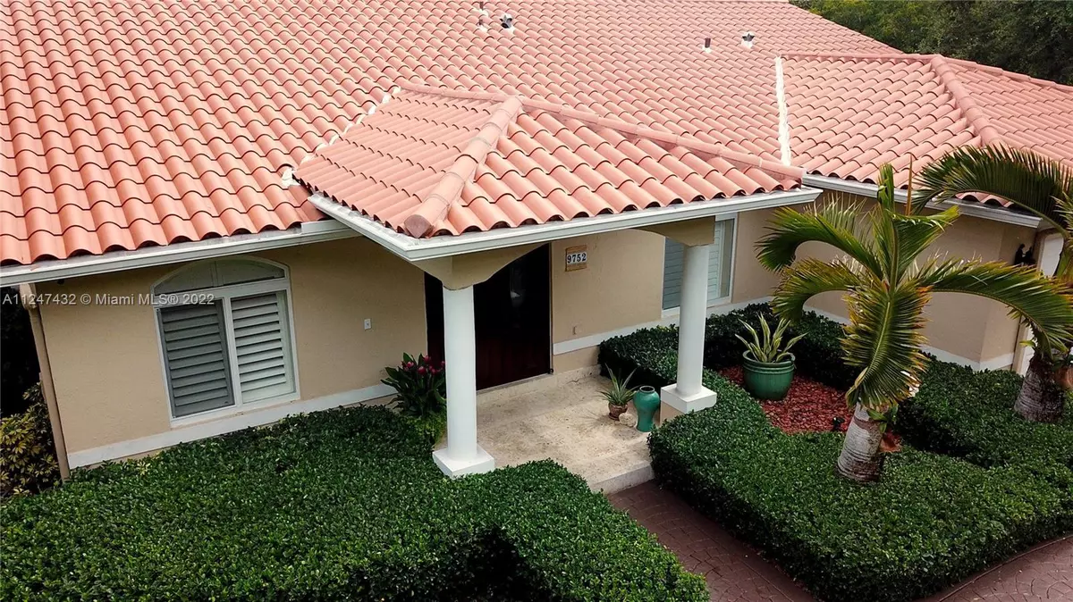 Miami, FL 33176,9752 SW 92nd Ter
