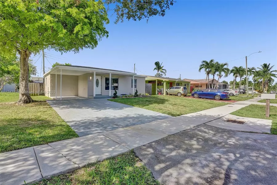 441 NW 51st Ct, Oakland Park, FL 33309