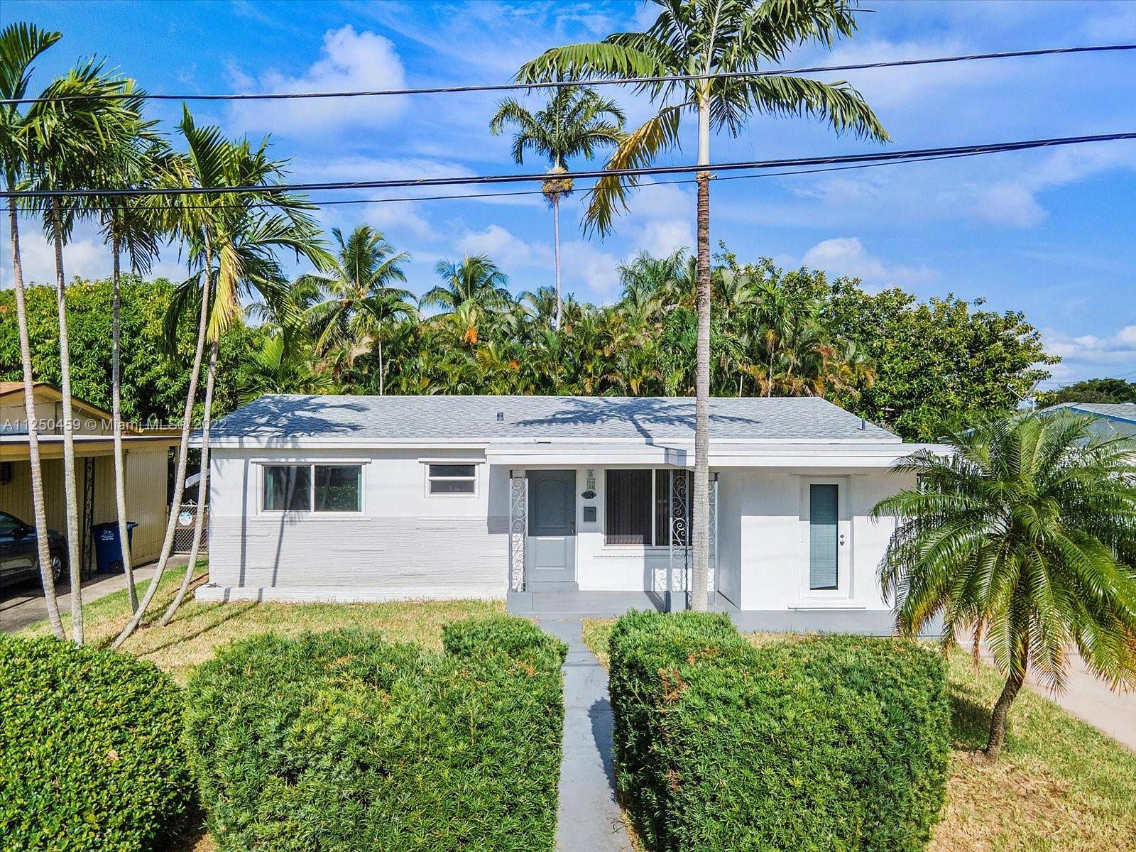 904 SW 3rd Ave,  Hallandale Beach,  FL 33009