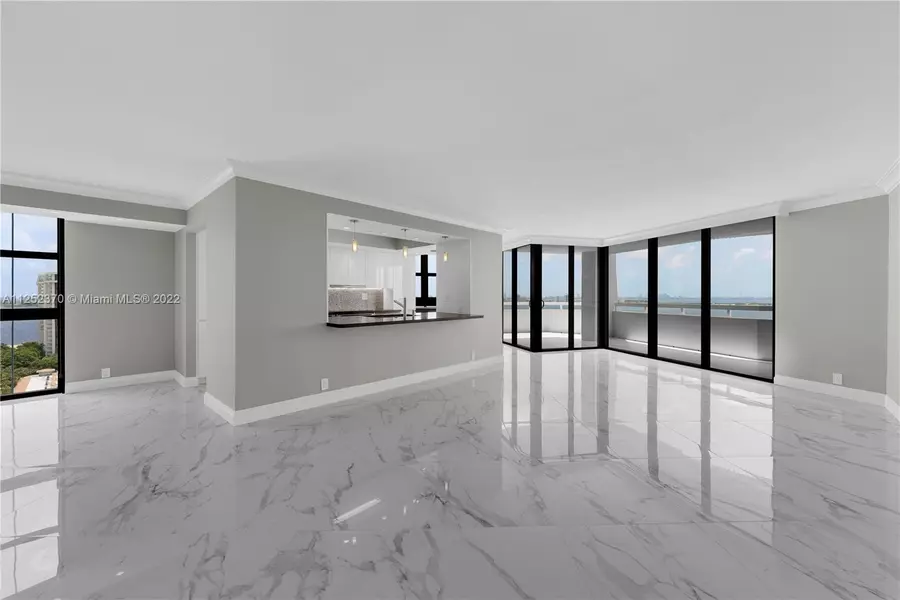 2000 Towerside Ter #PH2, Miami, FL 33138