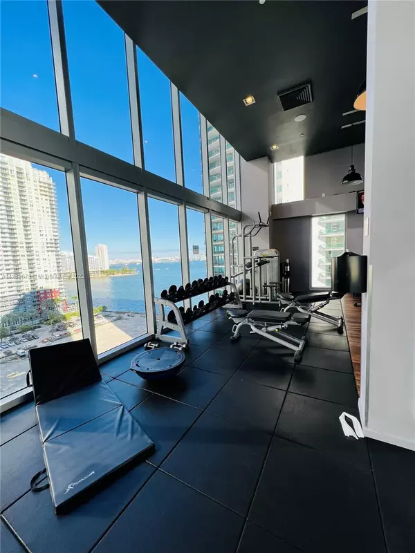 Miami, FL 33131,1300 Brickell Bay Dr #706