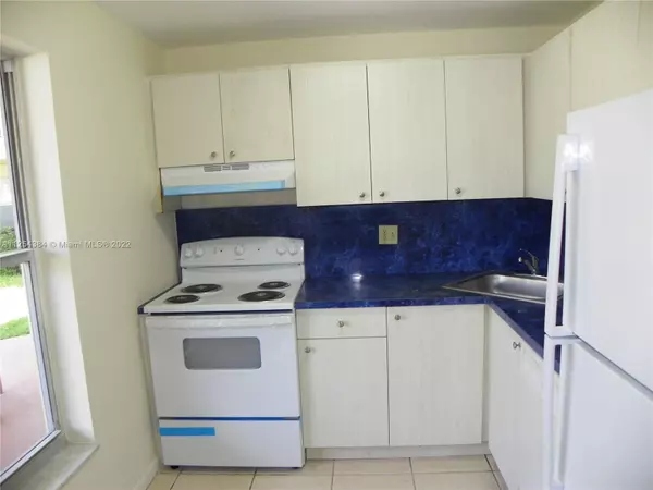 Tamarac, FL 33319,5750 NW 64th Ave #108