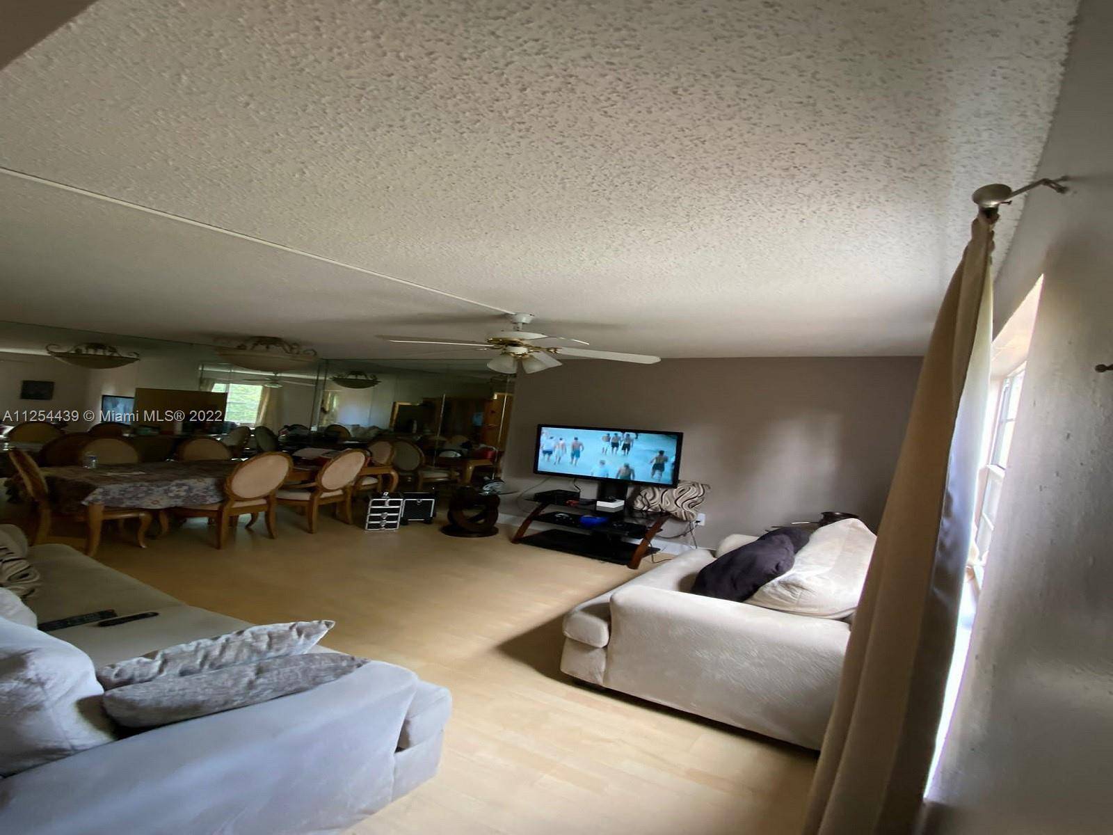 Deerfield Beach, FL 33064,4314 NW 9th Ave #3-3E