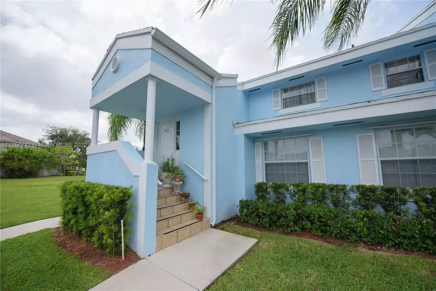 2024 SE 26th Ln #201, Homestead, FL 33035