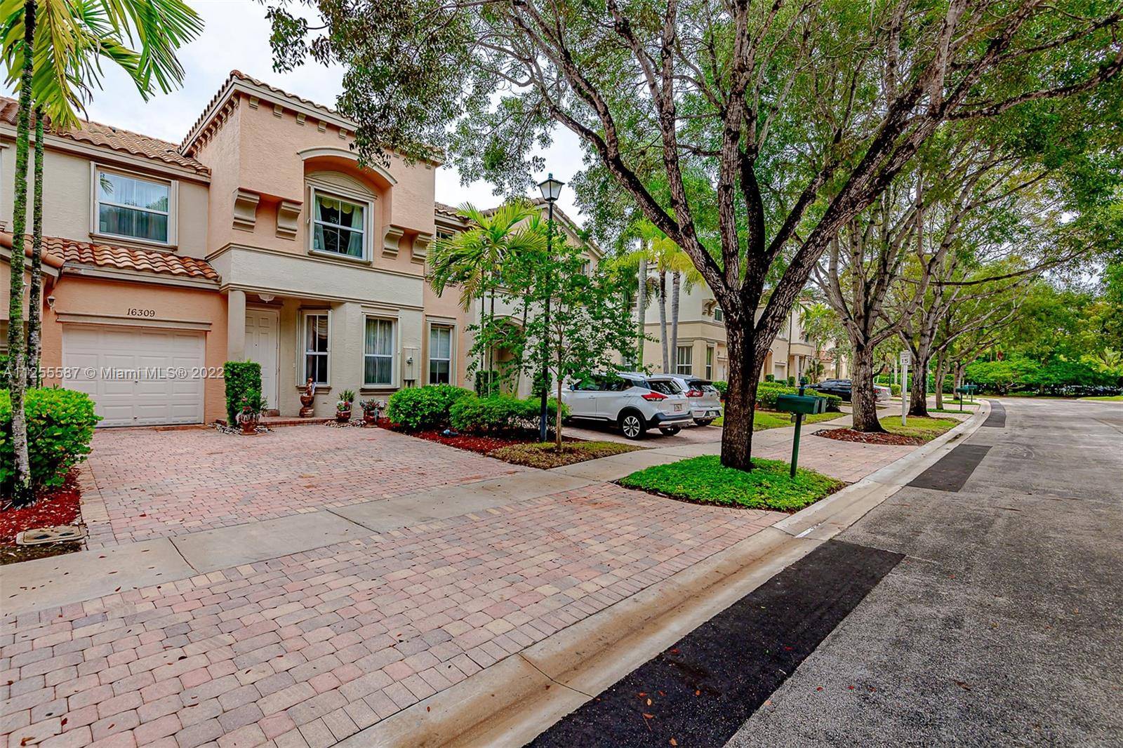 16309 SW 48th St, Miramar, FL 33027