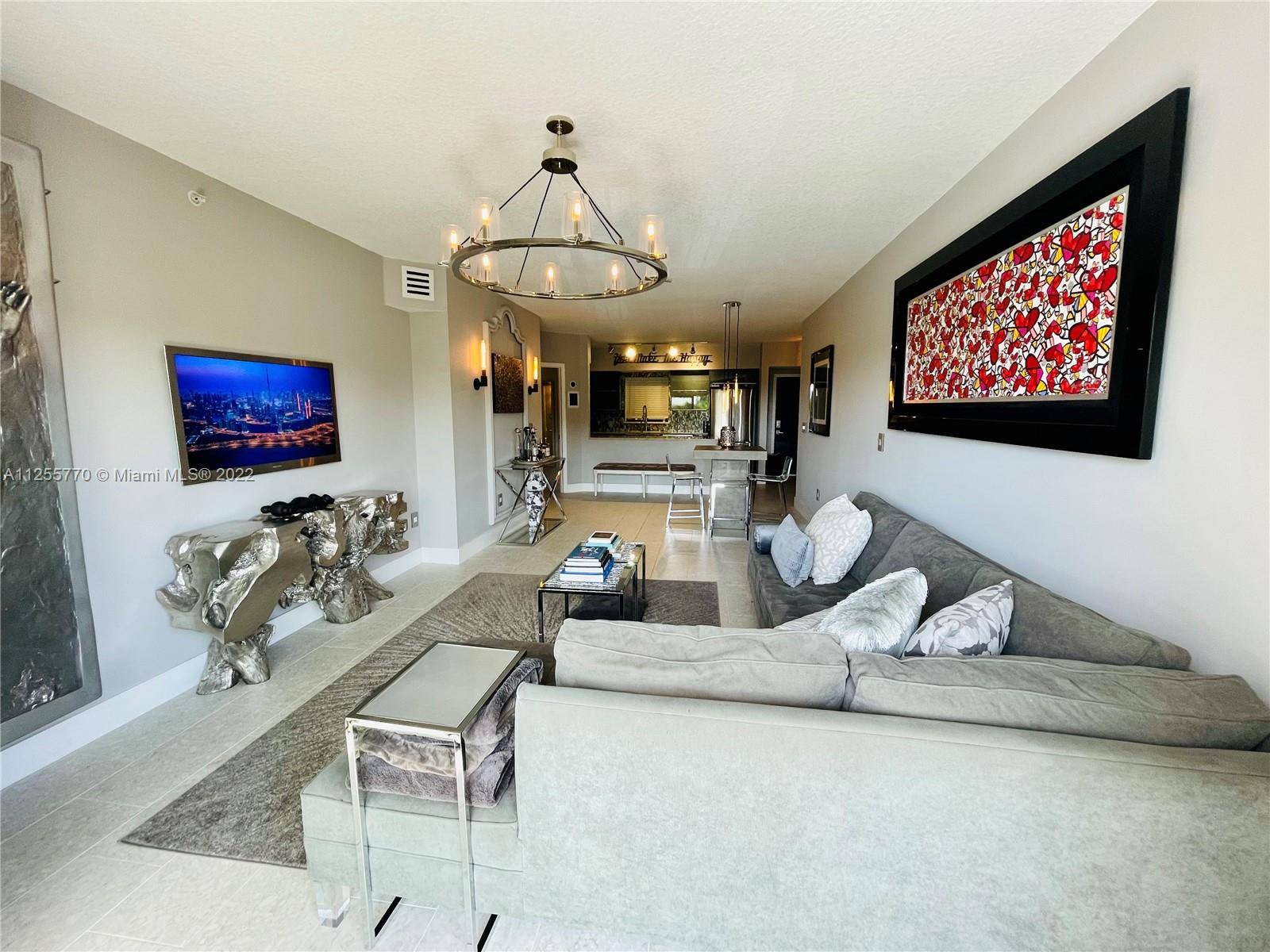 Delray Beach, FL 33444,2105 Lavers Cir #300
