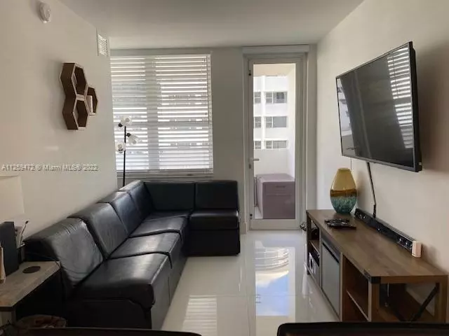 100 Lincoln Rd #727, Miami Beach, FL 33139