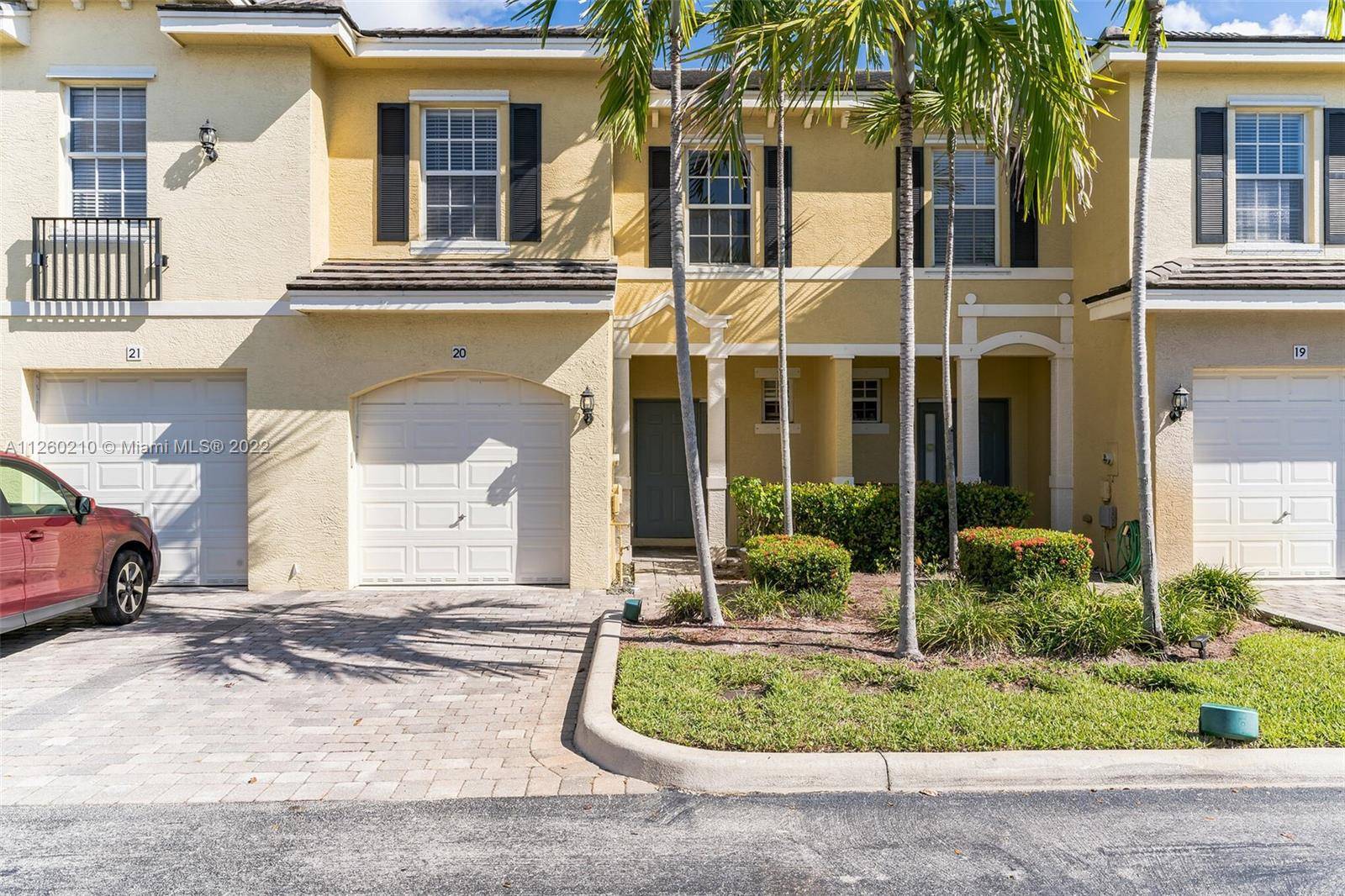 20 Largo Way #20, Boynton Beach, FL 33426