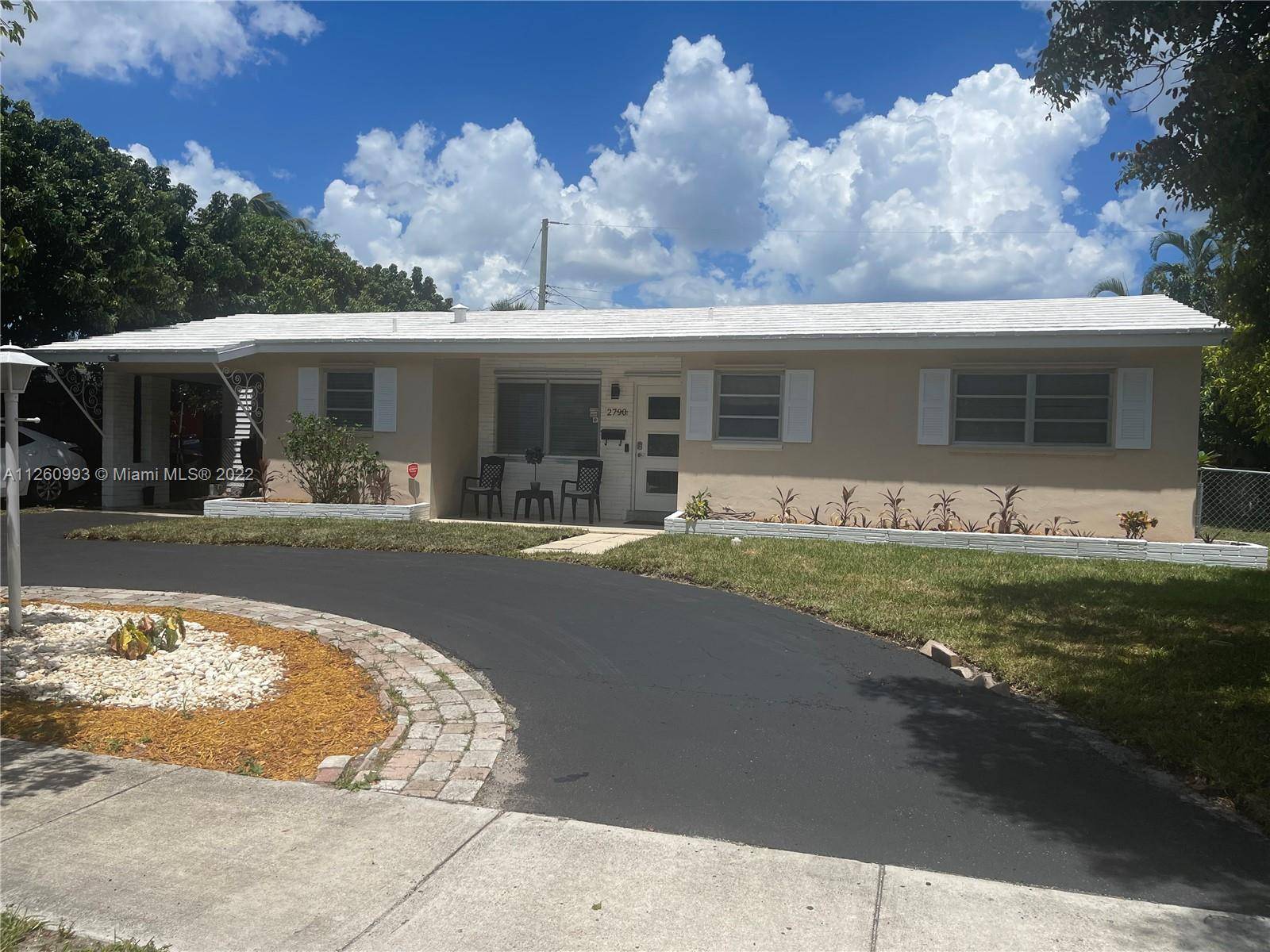 2790 NE 2nd Ave, Pompano Beach, FL 33064