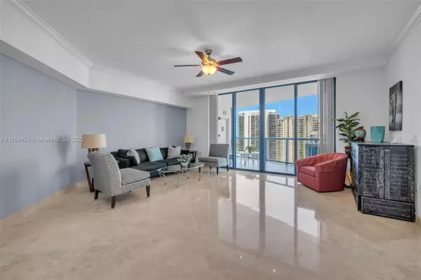 Fort Lauderdale, FL 33301,333 Las Olas Way #3106