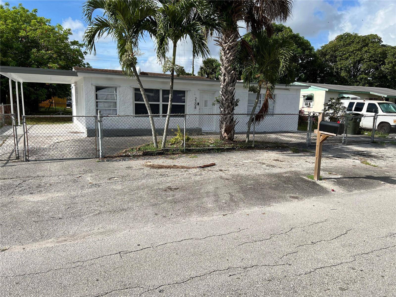 2308 NW 13th Ct, Fort Lauderdale, FL 33311