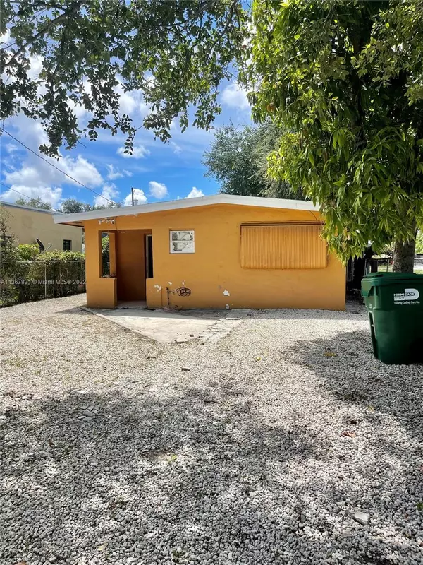 2144 NW 89th Ter, Miami, FL 33147