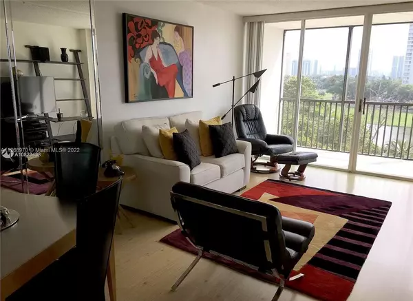 Aventura, FL 33180,3401 N Country Club Dr #716